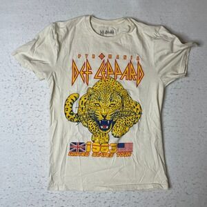 Def Leppard Pyromania 1983 United States Tour T-Shirt Small Cream Graphic Tee